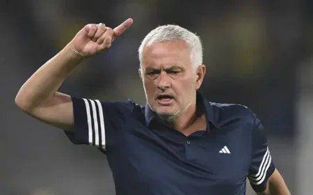 Mourinho’ya Fenerbahçe’den Şok Karar