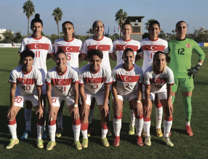 Kadın Futbolunun Yükselişi: Türkiye Liglerinde Altyapı ve Profesyonellik Artıyor