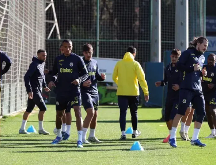 Fenerbahçe, Avrupa maçı öncesi aynı mevkiden 3 eksikle sahaya çıkacak